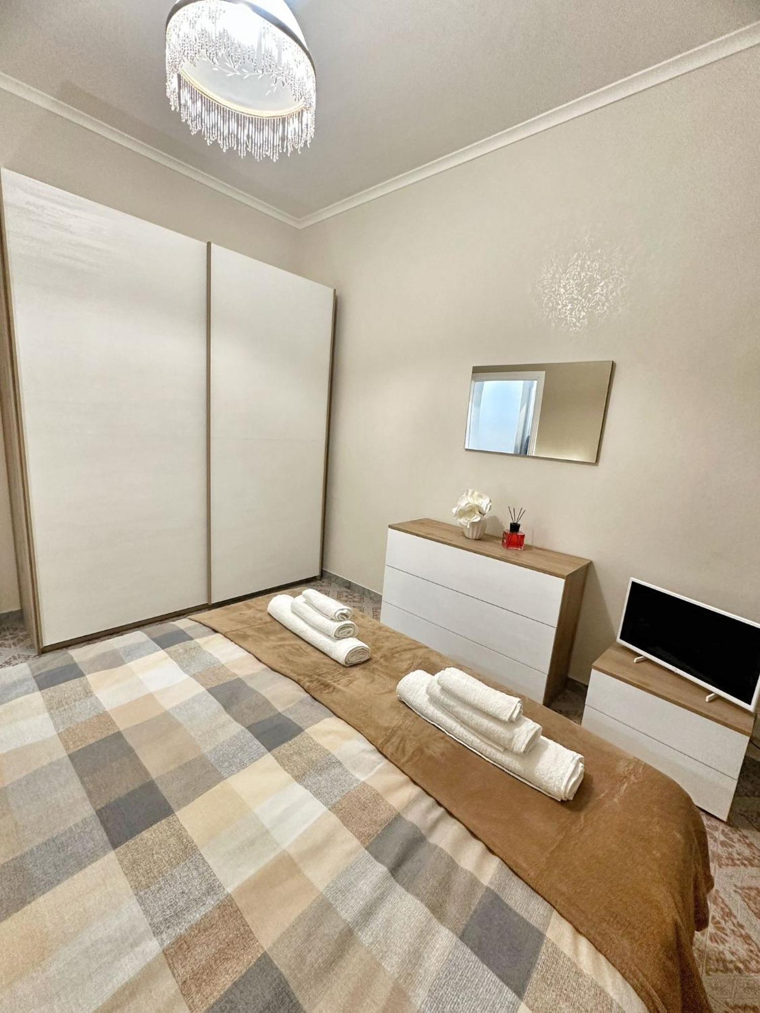 Maison Grimaldi Roma Buitenkant foto