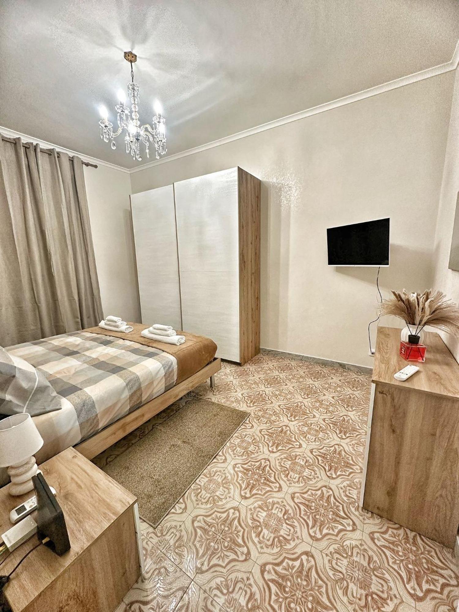 Maison Grimaldi Roma Buitenkant foto